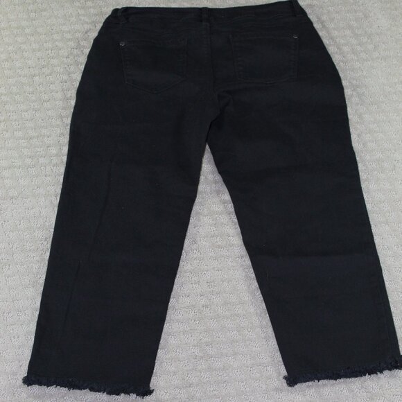 C est 1946 Denim Women's Sz 10 Black Raw Hem Jeans - Picture 2 of 6